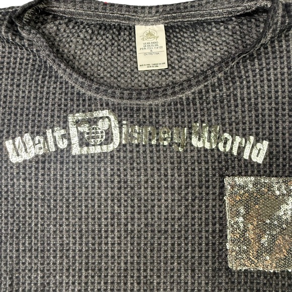 Walt Disney World Womens Faux Layered Thermal Top Size XXL 2XL Sequin Gray - Picture 3 of 9